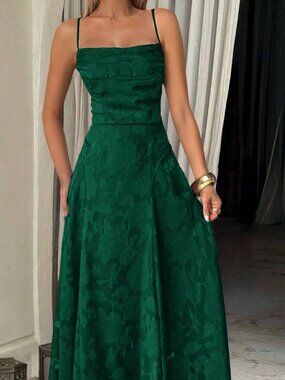 Dark Green Elegant Sexy Women's Lace-Up Backless Lace Beach Dress